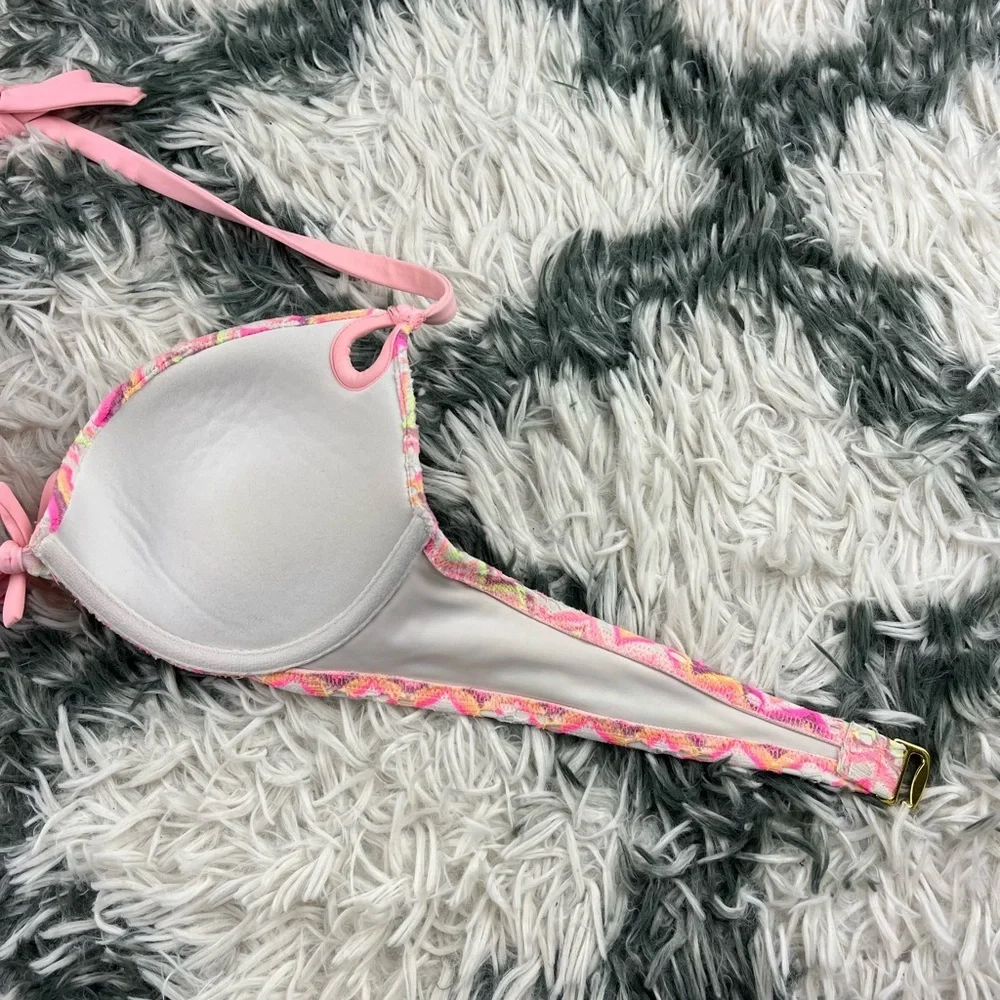 Victoria's Secret Women's Bikini Swim Top Pink Size 34C